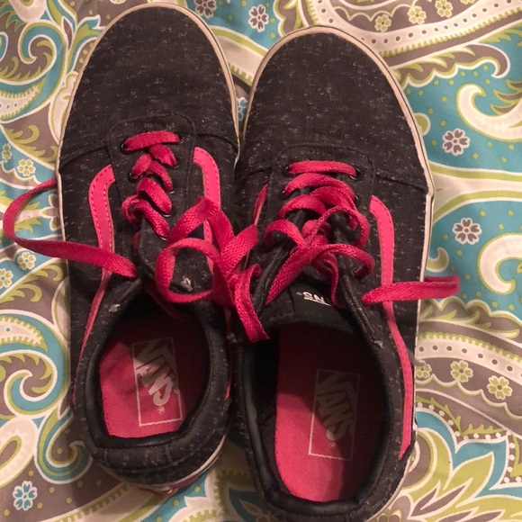 Vans Other - Girls Vans size 3.5.